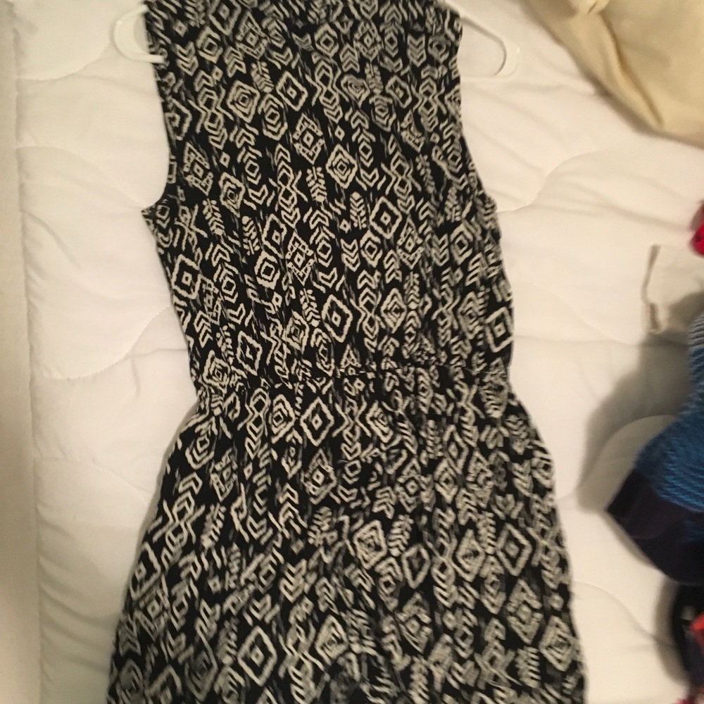 Romper - Picture 2 of 2